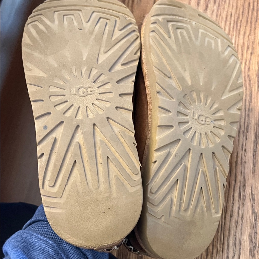 UGG Women’s Tasman Chestnut - Picture 7 of 10